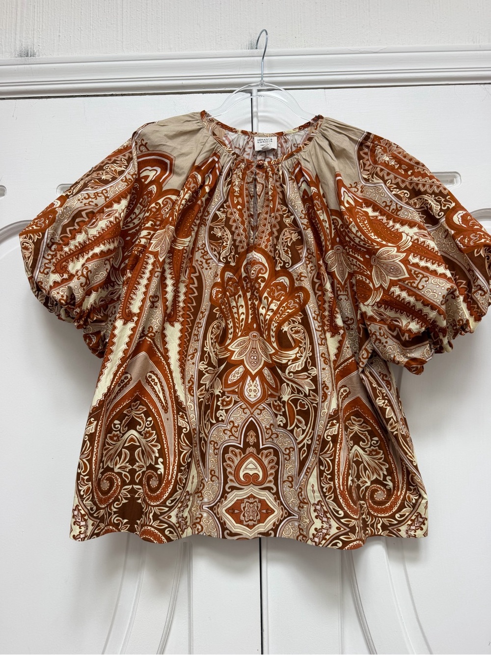 HEMANT & NANDITA Brown and Cream Paisley Puff-Sleeve Blouse